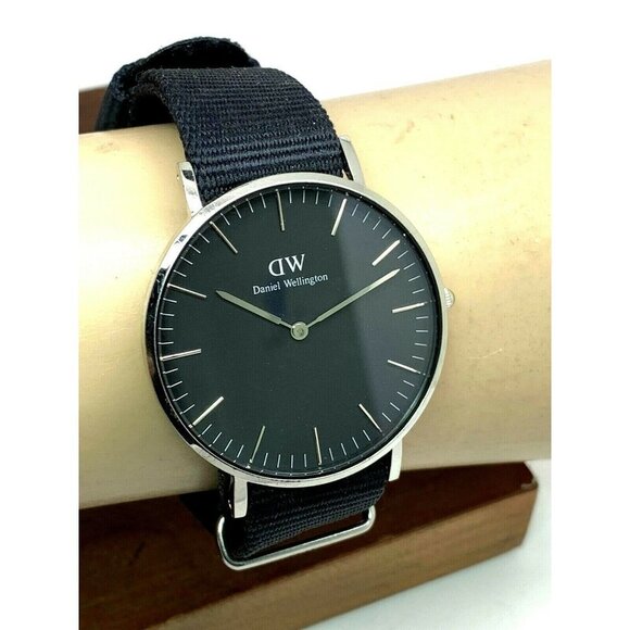 Daniel Wellington Women's Watch DW00100151 Silver 36mm Black Dial Nylon Strap - Picture 10 of 13